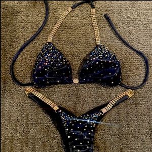 Bodybuilding Competition Bikini
